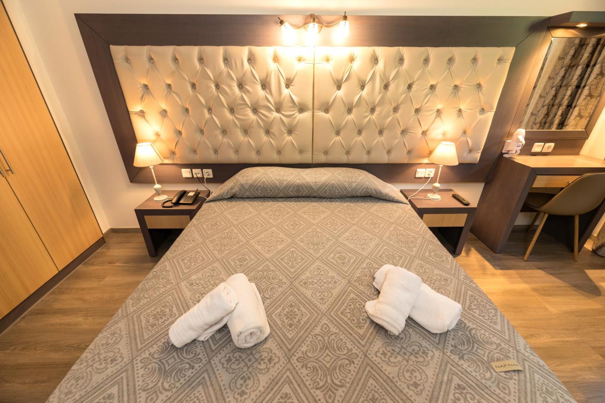 Famissi Eden Hotel Kalampáka Eksteriør bilde